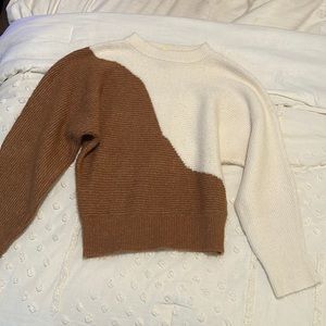 Medium caramel and white sweater